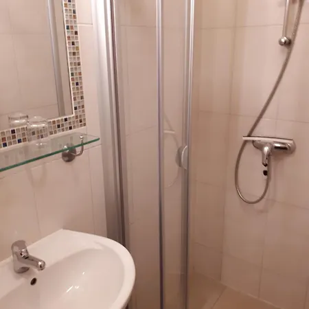 Gaestehaus Gnant Winten  Pokoj fotografie